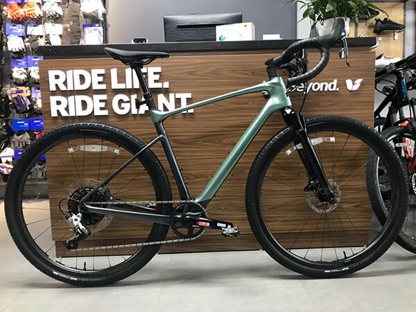 Xe đạp đua Giant REVOLT X ADV PRO 2 2023***